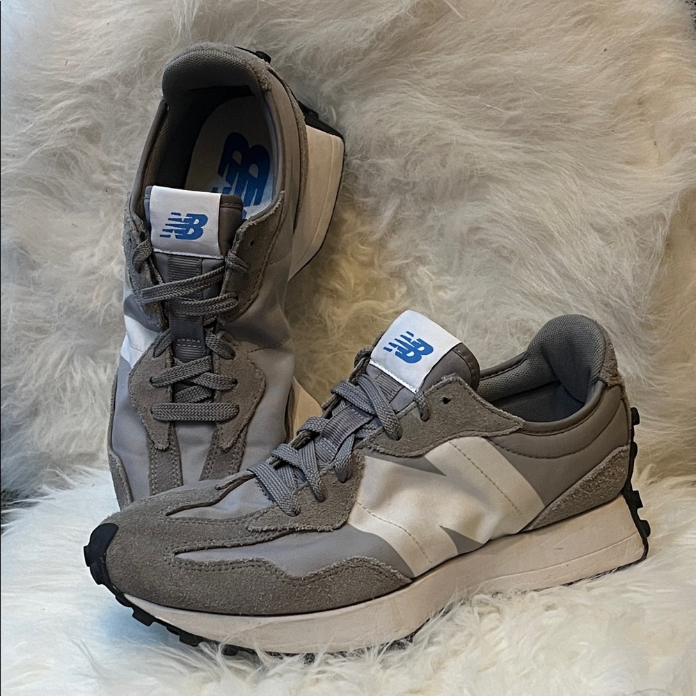 New Balance Women’s Sneakers
